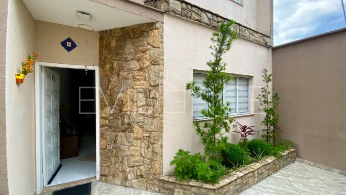 Casa à venda em Condomínio Fechado - Vila Formosa !
