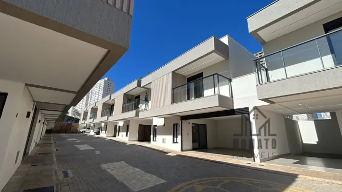 Sobrado à Venda no Jardim Atlântico, Goiânia  3 Suítes e 152 m