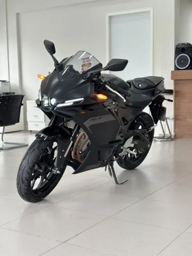 YZF R-3 CONNECTED 321 ABS - Moto impecável - Garantia de fabrica