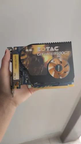 ZOTAC GeForce 9500 GT (usada, leiam a descrição)