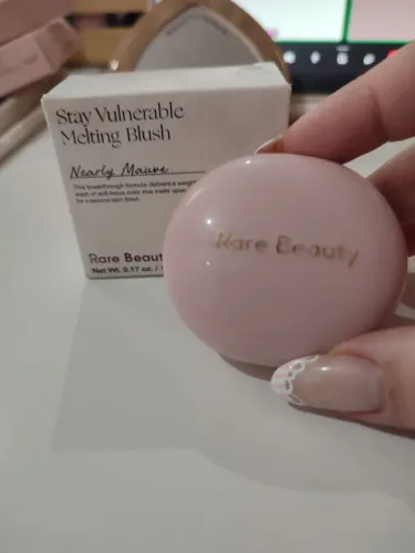 Blush Rare beauty - Nearly Mauve