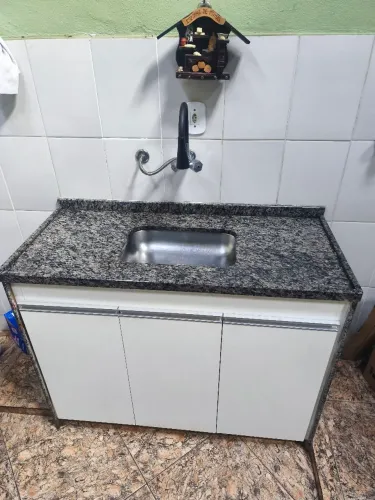 Gabinete de cozinha com pia