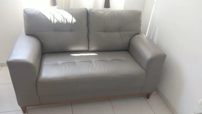Sofá 2 lugares