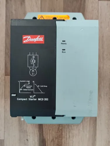 Soft Starter Danfoss VLT MCD202045T4CV3 85 A 220-440V AC 40 Até 60 CV