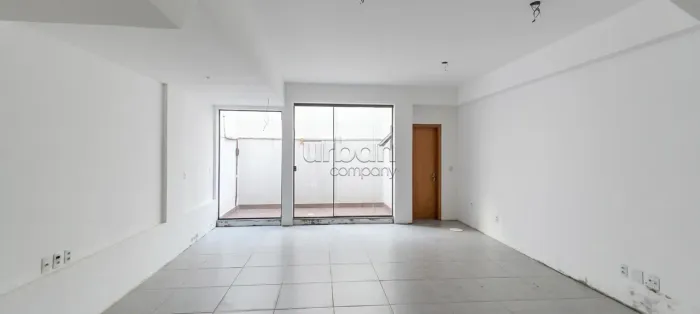 Loja com sobreloja para locação no Centro de Canoas com 130m².