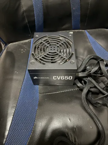 Fonte Corsair CV 650W