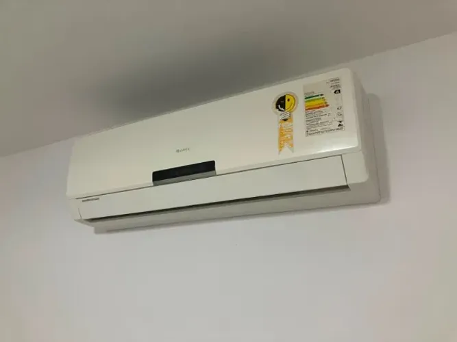Vendo Ar Condicionado Split Gree 13000 BTUS