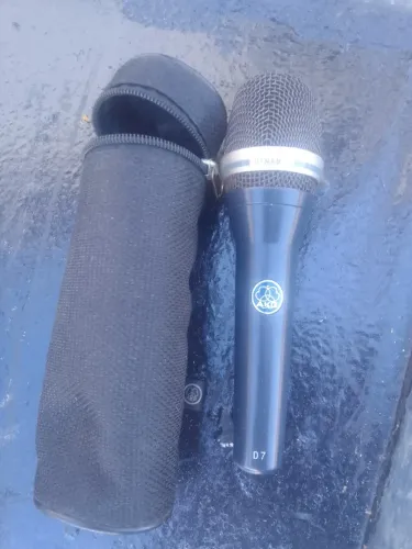Microfone AKG D7