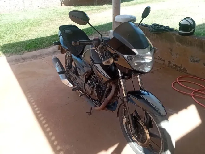 Vende-se moto Dafra apache 