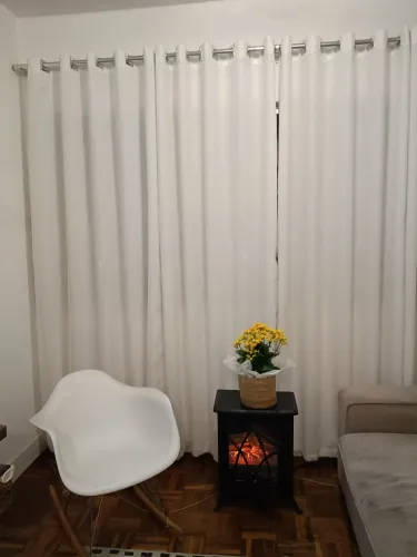 Cortinas Brancas em Ótimo estado, semi novas