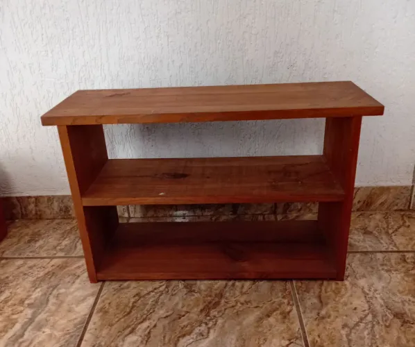 VENDO SAPATEIRA BANCO