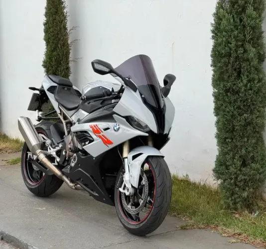 BMW S1000 RR 2022