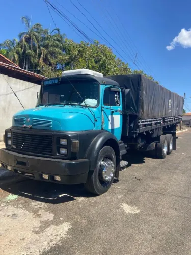 Mercedes 1519 Pronto para o trabalhar.
