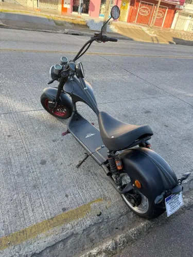 Scooter elétrica chopper 2000w