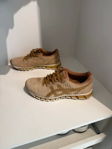 Tenis asics n39 masculino