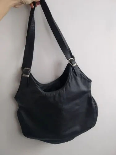 Bolsa em couro legítimo bovino preta nova tamanho médio