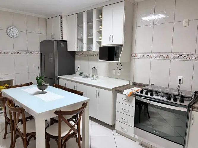 Casa para Venda em Campinas, Parque Universitário de Viracopos, 3 dormitórios, 2 banheiros