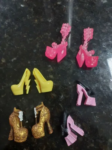 Lote sapatos boneca monster high ever after
