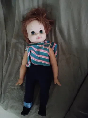 Boneca antiga pra restauro.