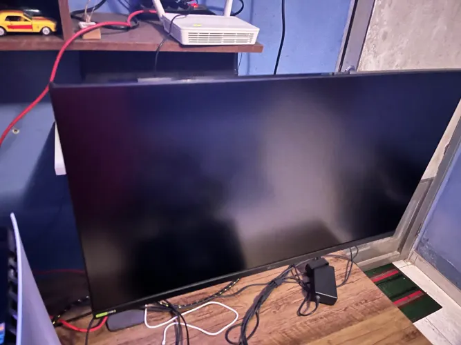 Monitor LG 27 ? 180HZ 