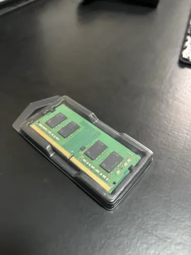 Memória RAM DDR4 3200hz 4G
