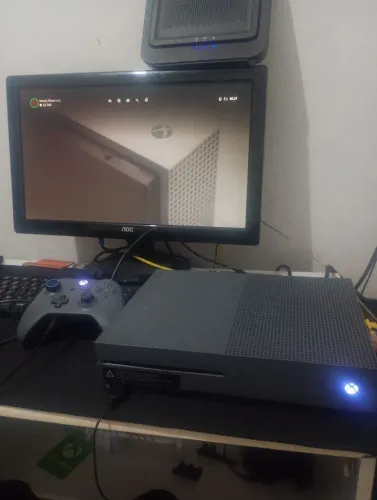 Xbox one S 1TB troco por PS4