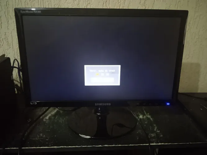 Monitor Samsung led 20 polegadas completo