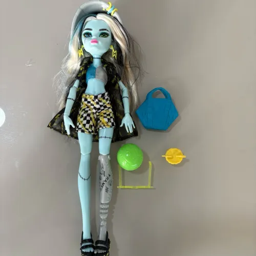 Boneca Frankie Stein Scare Adise Island Monster High G3