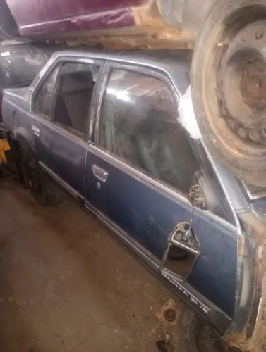 Sucata para retirada de peças Chevrolet Monza SL/E 1990