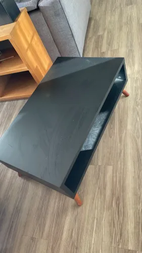 Mesa sala de estar preta