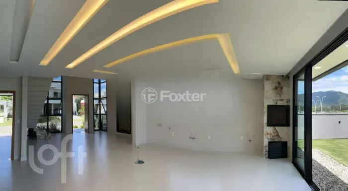 Casa à venda Avenida Red Park, São João do Rio Vermelho - Florianópolis