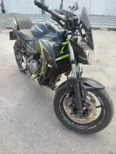 Vende Kawasaki 650 file