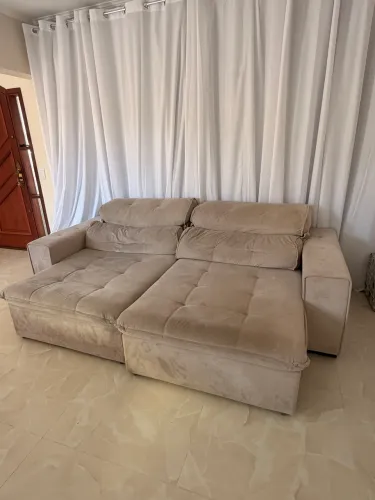 Sofá Retrátil e Reclinável 4 Lugares | Tecido Veludo Bege | Muito Confortável