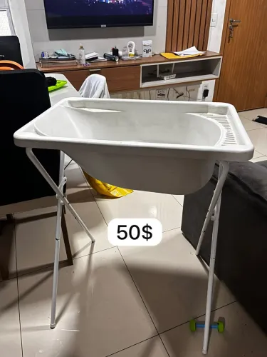 Banheira com suporte