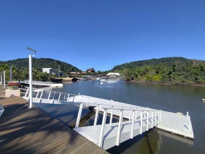 Casa com 5 dormitórios para alugar, 700 m² por R$ 15.000,00/dia - Marina Guarujá - Guarujá