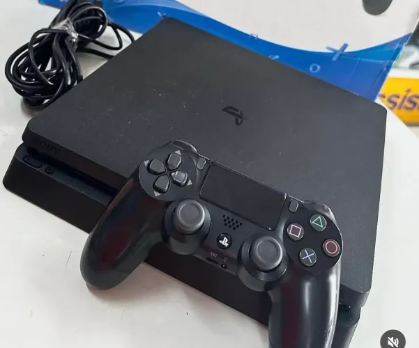 PlayStation 4 slim 1 terá super conservado
