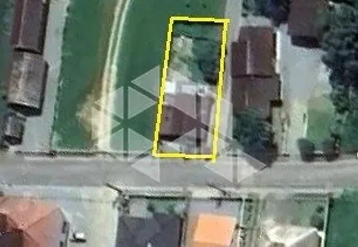 Terreno de 365,78 m² com Casa de Madeira em Águas Mornas/SC