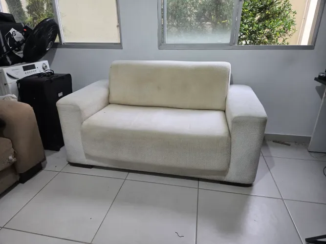 Sofá 2 lugares bom estado