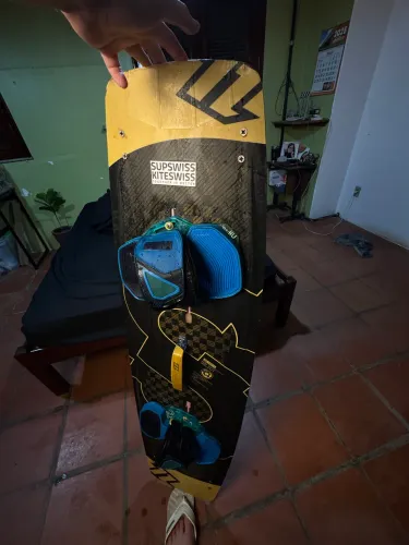 Prancha bidirecional Kitesurf North 132x39