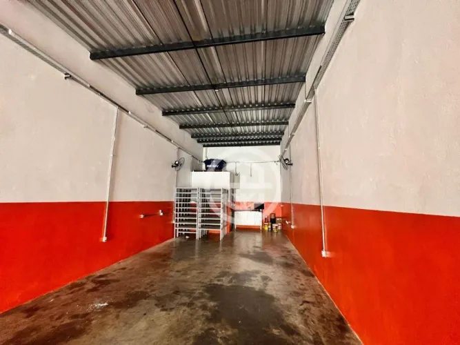 Barracão à venda, 125 m² por R$ 340.000,00 - Fortaleza - Barretos/SP