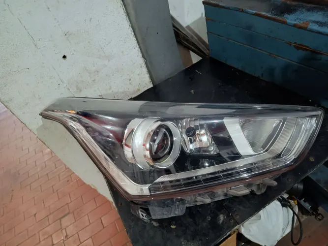 Farol led foco dupla ,lado direito Hyundai Creta,2017,2018,2019,2020e 2021 