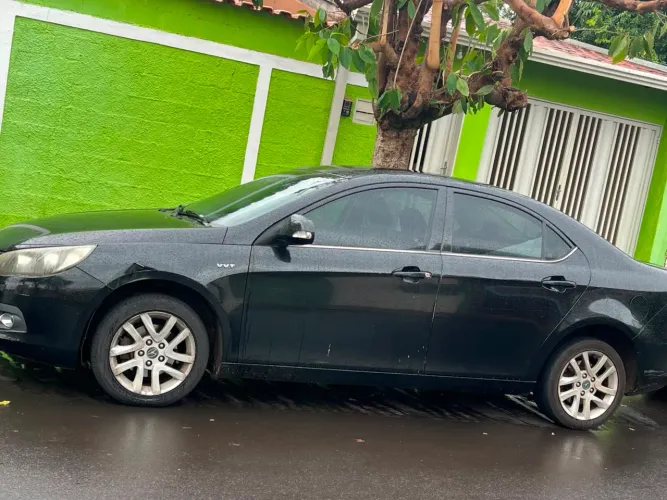 JAC J5 Sedan 1.5 16V 4P Mec. 2014