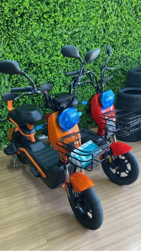 Sua Nova Scooter Elétrica Está Aqui!