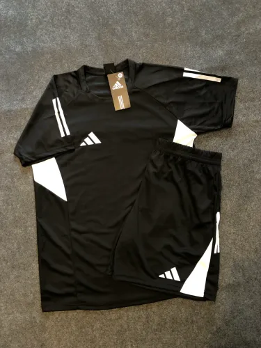 Conjunto Adidas