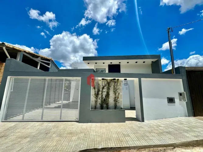 Casa com 3 dormitórios para alugar, 187 m² por R$ 4.500/mês - São Pedro - Juiz de Fora/MG