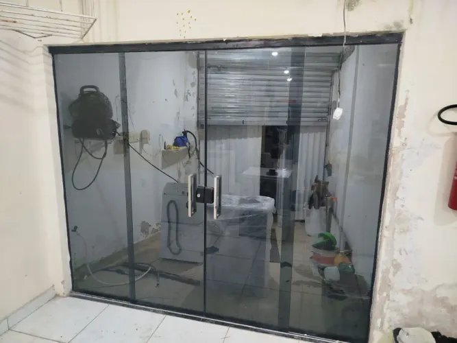 Vendo por de vidro blidex 