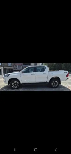 Toyota Hilux CD SRV 4X4 2.8 TDI Diesel Aut. 2024