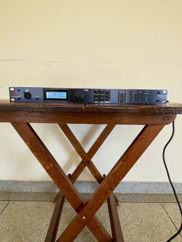 Processador de áudio DBX DRIVE RACK PX