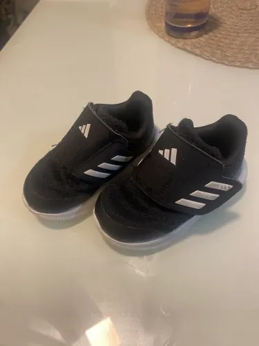 Tenis adidas infantil 19