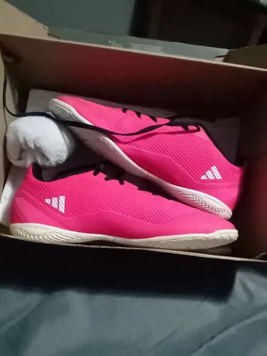 Chuteira futsal Adidas 